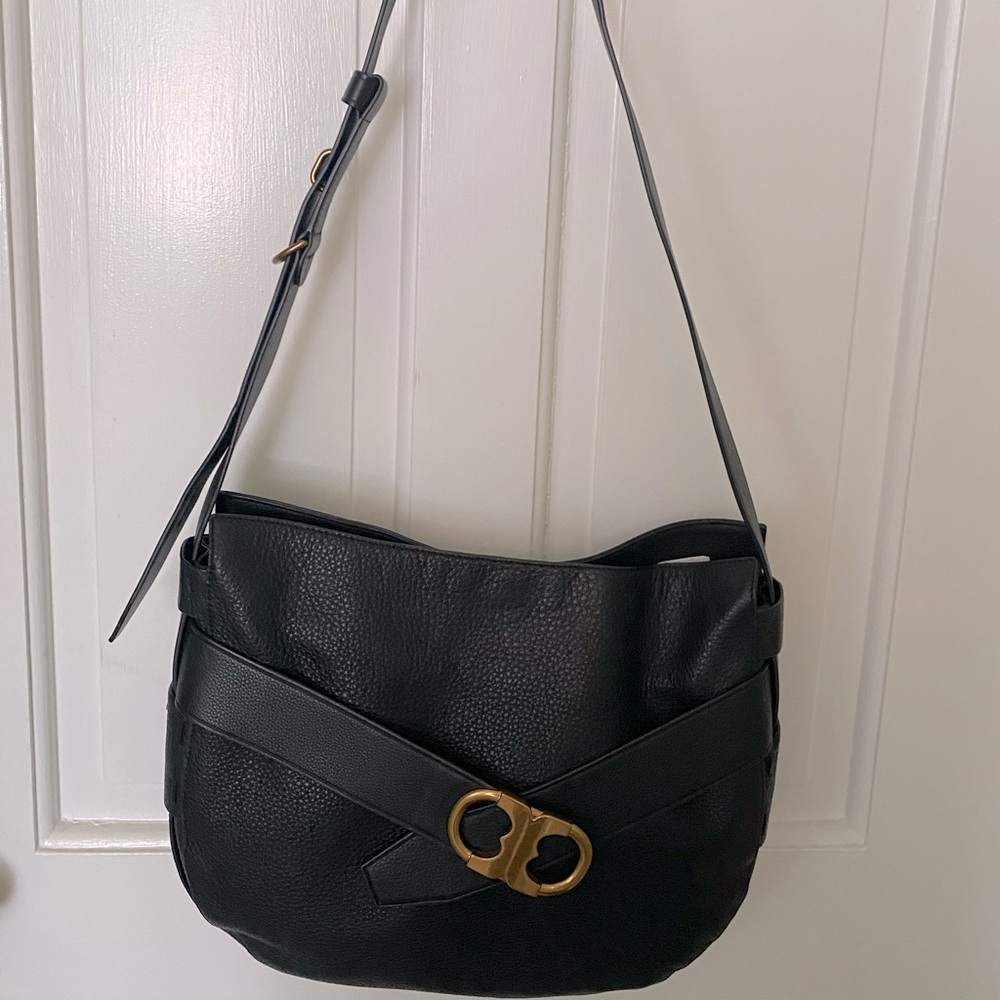 NWOT Tory Burch Large BLK crossbody, shoulder bag